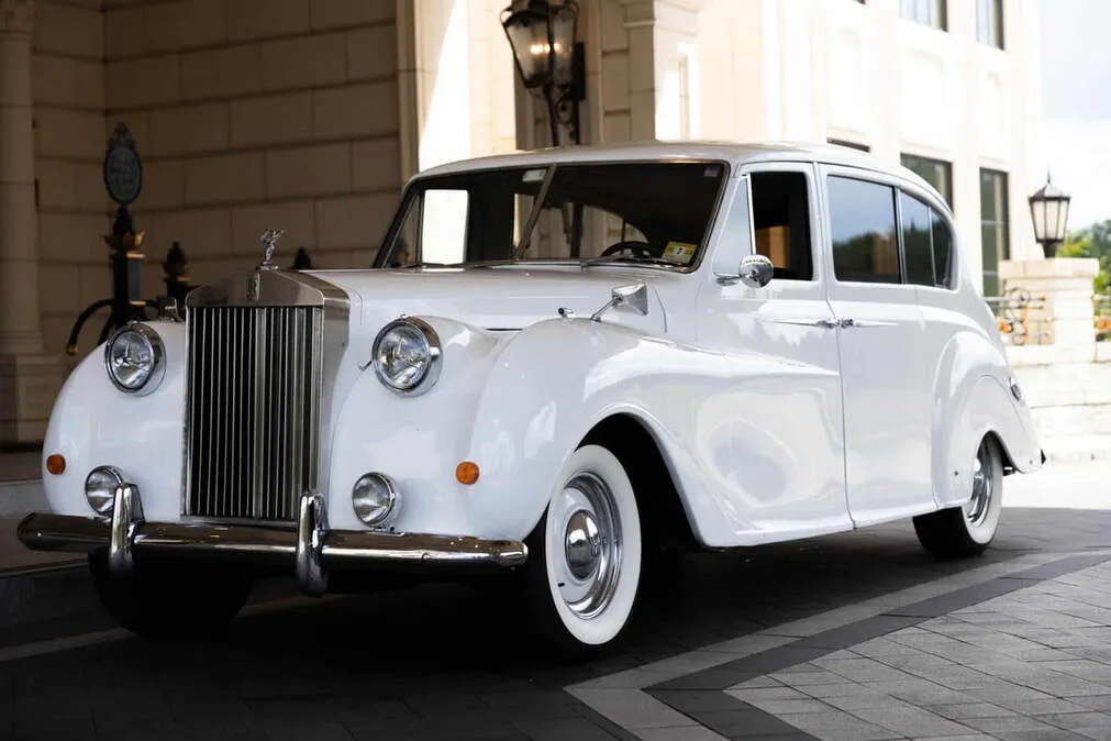 Body: 1962 Rolls-Royce Austin Princess Stretch Limousine Body: 1962 Rolls-Royce Austin Princess Stretch Limousine