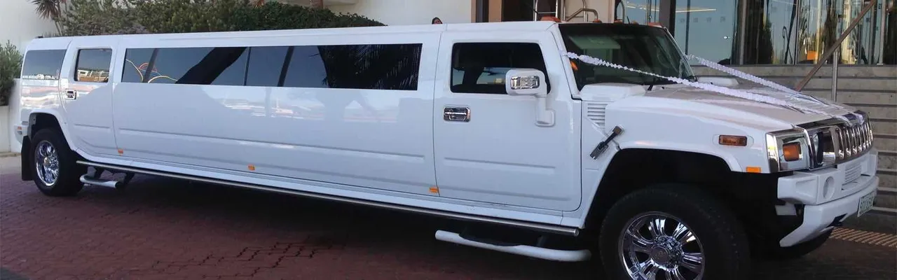 White Hummer Limo for hummer limo rental White Hummer Limo for hummer limo rental